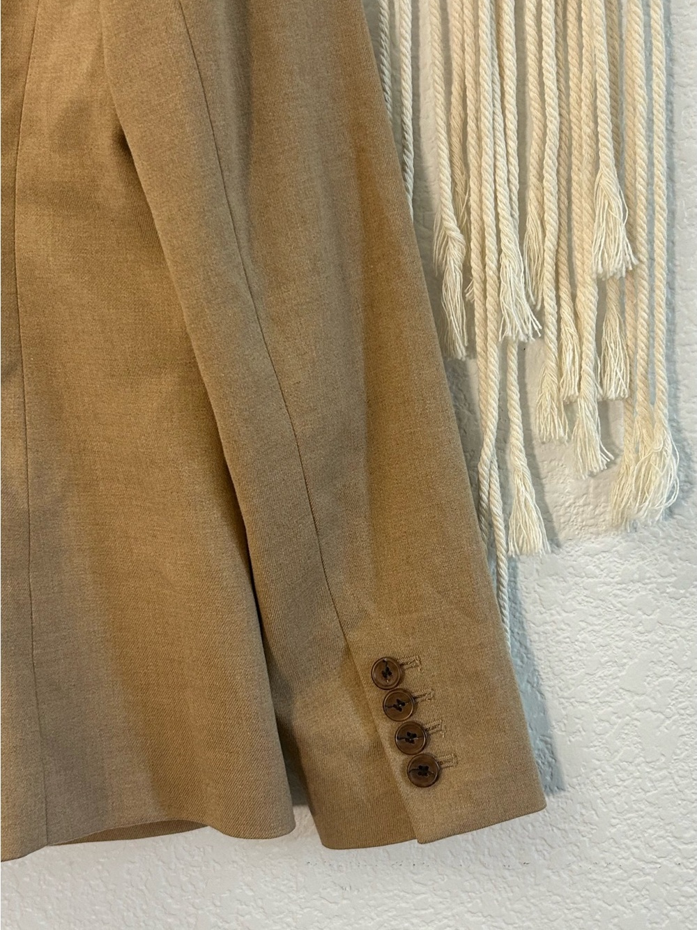 Chelsea 28 Classic Women's Tan Blazer Jacket - Tailored Two-Button - Picture 12 of 16